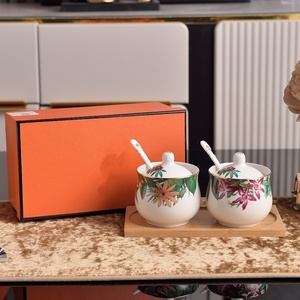 Hot luxurious ceramic seasoning <b>containers</b> are suitable for <b>kitchens</b> and restaurants - Product Image 1