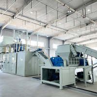 Machine de recyclage de panneaux solaires, équipement de recyclage de modules photovoltaïques, usine de recyclage de panneaux PV, broyage, tri et séparation des panneaux.