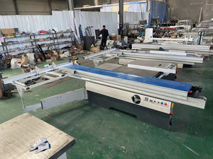 Sega a pannello scorrevole ad alta precisione a 45 gradi con piano di pressatura pneumatico per sega circolare per la lavorazione del legno <span class=keywords><strong>sen</strong></span> in Europa - Product Image 4