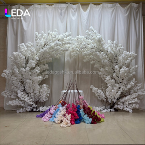 ซุ้มต้นซากุระประดิษฐ์สีขาว LEDA โครงโลหะ ซุ้มดอกซากุระสำหรับตกแต่งฉากหลังงานแต่งงานและงานอีเว้นท์ - Product Image 1