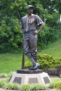 Légendaire étoile de baseball <span class=keywords><strong>Jackie</strong></span> <span class=keywords><strong>Robinson</strong></span> Sculpture en bronze Statue en métal repère - Product Image 6