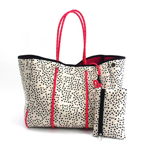 Borsa <span class=keywords><strong>da</strong></span> Spiaggia in Neoprene con Motivo Geometrico, Grande Capacità, Borsa <span class=keywords><strong>da</strong></span> <span class=keywords><strong>Viaggio</strong></span> Estiva con Piccola Pochette, Set Borsa <span class=keywords><strong>da</strong></span> Spiaggia per Donna - Product Image 2