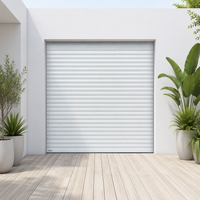 Porte à enroulement isolée en acier moussé de 77 mm pour entrepôts, usines, garages et projets de sécurité pour bâtiments commerciaux