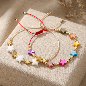 Bracelet en perles de coquillages plaqué or avec breloque étoile, ajustable, pour femmes, bijoux de mode, vente en gros - Product Image 1