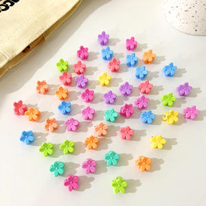 100 قطعة بالجملة من مشابك الشعر الصغيرة الملونة على شكل فراشة، مشابك شعر بلون واحد على شكل تاج - Product Image 3