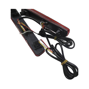 Convient aux feux de pare-chocs arrière <span class=keywords><strong>Suzuki</strong></span> Vitara, SX4, <span class=keywords><strong>Celerio</strong></span> et S-Cross - Product Image 3