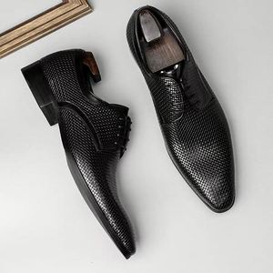 Zapatos de Vestir Formales de Negocios para Hombre, Estilo Nuevo, de Cuero, Casuales, Antideslizantes y Cómodos, Hechos a Mano, para Bodas y Banquetes - Product Image 5