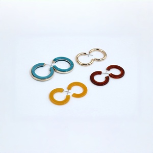 Orecchini a Cerchio Grossi a C Geometrici Vintage di Tendenza in 4 Colori, Placcati Oro, in Lega di Zinco, da Donna, per Feste, Idea Regalo, Vendita all'Ingrosso - Product Image 2