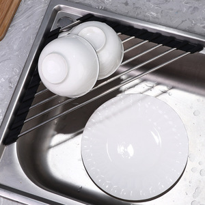 Driehoekige opvouwbare afdruiprek met siliconen coating en roestvrijstalen frame voor de keukenkraan - Product Image 3