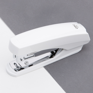 Deli E0238 # <span class=keywords><strong>Grapadora</strong></span> # 15 hojas # Removedor de Grapas Integrado de Apertura Amplia AZUL/VERDE/BLANCO con Toque Confortable - Product Image 4