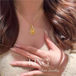 Collier Pendentif Cheval en Argent Sterling S925 Plaqué Or, Design Rotatif, Unisexe, pour Usage Quotidien, par King Silver Jewelry - Product Image 3