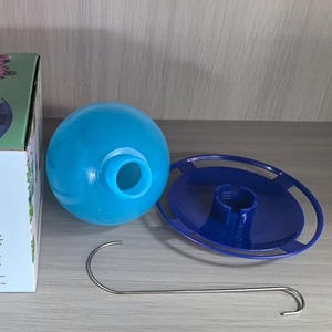 LM LM25027 Nuevo Comedero y Bebedero para Pájaros de Plástico con Forma de Flor, Comedero de Agua para Jardín Exterior - Product Image 2