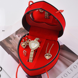 LP48 Orologi al Quarzo di Lusso con Diamanti per Donna, Set di Quattro Pezzi con Scatola a Cuore, Regalo per San Valentino - Product Image 1