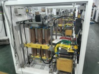 Reguladores/Estabilizadores de Voltaje de CA Trifásicos SBW-250kVA, 98% de Eficiencia, Construcción de Cobre para Equipos Industriales SVC 50/60Hz