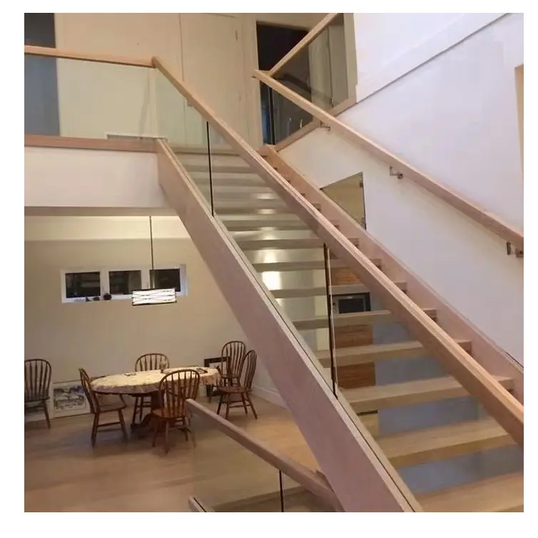 TAKA Mono Stringer Gerade Treppe mit Massivholz stufen mit gehärtetem Glas geländer