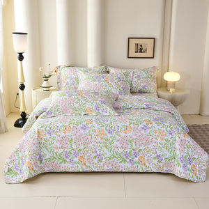 ชุดผ้าห่มไมโครไฟเบอร์ลายดอกไม้สไตล์สีน้ำ ลายใบโคลเวอร์สี่แฉก น้ำหนัก 80 กรัม ผิวสัมผัสนุ่มพิเศษ - Product Image 1