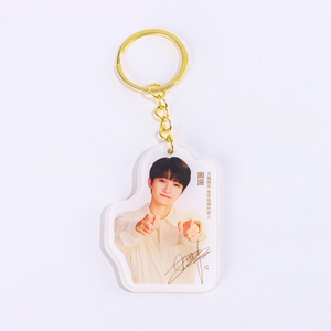 Hot Selling Glitter Cartoon Twin Star Acrylic Keychain Gold Chain for Sanrio Themed Stores Kawaii Style Stationery Shop Displays