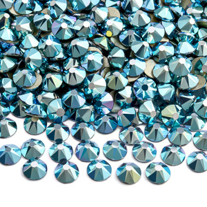คริสตัลแก้วพรีเมียม 2088 เม็ด ขนาด 8 ใหญ่ 8 เล็ก แบบเจียระไนหลายเหลี่ยม ด้านหลังแบน ไม่ต้องใช้ความร้อนสำหรับติดเสื้อผ้า - Product Image 2