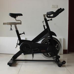 Bicicleta de Spinning Profesional Magnética Silenciosa para Gimnasio - Product Image 1