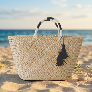 High Quality Handwoven Natural Seagrass Storage <b>Basket</b> With Handle Christmas Decorations Gifts <b>Laundry</b> <b>Basket</b> With Wheels OEM - Product Image 1