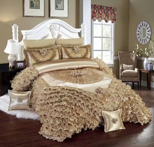 <strong>Red</strong> Luxury Jacquard Bedspread Coverlet Set European Wedding Style Stereoscopic Rose Lace Edge Quality Bed Sheet Plant <strong>Bedding</strong> - Product Image 2