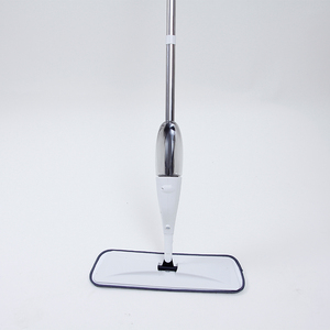 Serpillère 2 en 1, balai pulvérisateur, serpillère professionnelle en microfibre avec 3 tampons réutilisables - Product Image 3