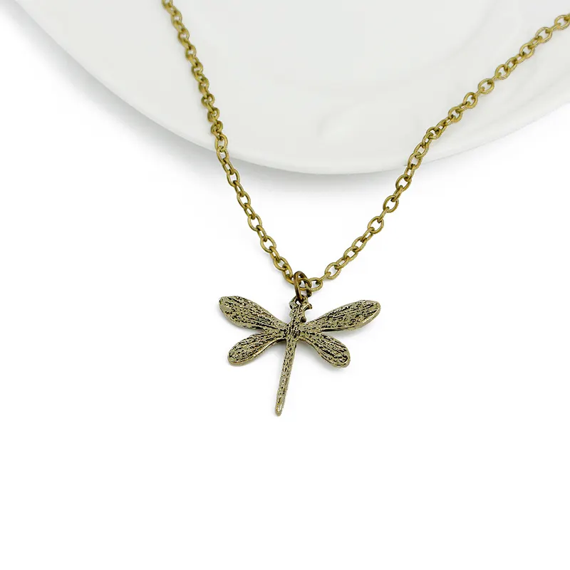 Classique Offre Spéciale mode simple bambou libellule bijoux fins pendentif colliers