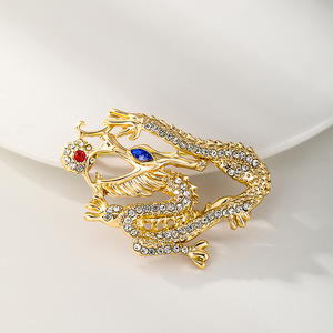 Bijoux en gros Rhinestone or chinois <span class=keywords><strong>Dragon</strong></span> broche broches pour hommes costume décoration
