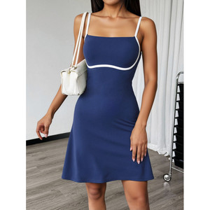 Vestido Casual Mini con Cintura Natural, Tejido Transpirable, con Tirantes en Contraste Blanco y Negro, Corte Ajustado y Ligeramente Acampanado - Product Image 4