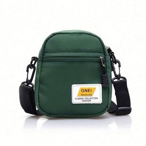 กระเป๋าคาดลำตัวผู้ชาย I-0260 รุ่นลำลอง สายสะพายเดี่ยว ทรงครอสบอดี้  จุของได้เยอะ  ขนาดเล็ก  ทันสมัย  พร้อมซิป - Product Image 5
