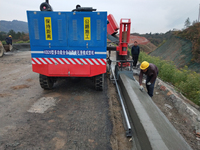 Slipform Concrete Kerb Machine With Remote Operation