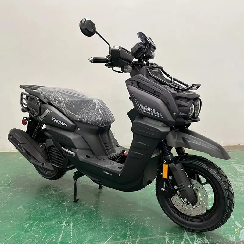 Çin fabrikadan EPA sertifika modeli 150cc gaz motorlu skuter yüksek hızlı yetişkin motosiklet disk fren EPA sertifikalı