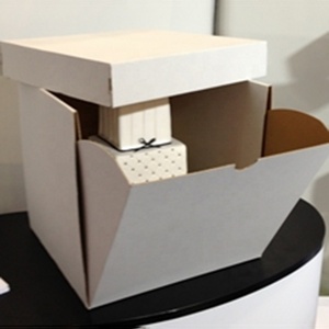 Traditional Large Personalised Luxury White Round Tall Elegant Favour Bridal Cardboard <b>Wedding</b> Cake <b>Box</b> - Product Image 1