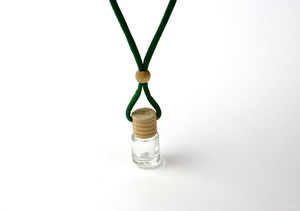 <strong>Skull</strong> Shape <strong>Bottle</strong> Hanging Car Perfume Diffuser - Product Image 6