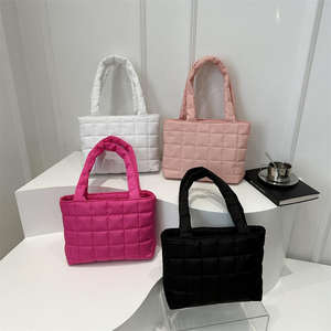 Bolso de Mano de Gran Capacidad para Mujer, de Poliéster y Cuero, Bolso de Hombro, Abertura Inclinada, Cierre de Moda - Product Image 1