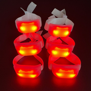 Pulsera LED RGB con Control Remoto para Fiestas, Linterna de Tela LED para Eventos y Conciertos, Pulsera con 2 LED - Product Image 4