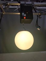 Boule cinétique LED à matrice de points contrôlables, 25 cm, RGBW, avec dispositif de levage par treuil