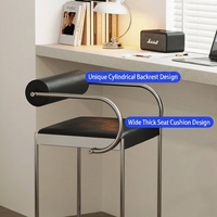 Tabouret en cuir à haute assise de style nordique, base en métal, design moderne et minimaliste, confortable, essentiel pour bar à domicile, mobilier de bar.