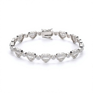 Pulsera de Diamantes con Corte Corazón en Platino para Mujer, Uso Diario Romántico, Diamantes Blancos Naturales Color D - Product Image 4