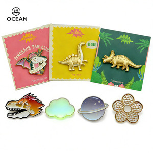 Pin de Solapa Personalizado con Logotipo, Regalos de Aniversario, Pin de Solapa con Forma de Pata de Gato - Product Image 1