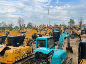 Offre Spéciale d'occasion Sany 95 C-PRO 95 C 75 135 en bon état Pelle d'occasion Pelle hydraulique sur chenilles d'occasion originale - Product Image 6