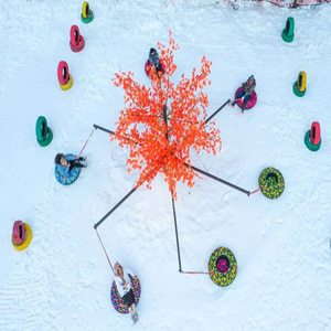 Manège gonflable pour aire de jeux extérieure, équipement de parc de neige en PVC, adapté à tous les âges - Product Image 2