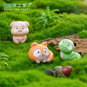 Miniatures décoratives DIY Weij Moss : Adorables cochons, lapins et serpents aux grands yeux pour micro-paysages - Product Image 2