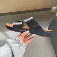 SHIKOL fait à la main Dubaï arabe sandales hommes chaussures fabricant ODM OEM Top qualité en cuir véritable perforé arabe sandales Dubau