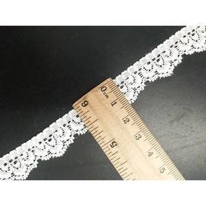 Tela de encaje francés bordado de 1,8 cm de ancho al por mayor, encaje de algodón elástico para ropa de boda, stock de muestra gratis incluido - Product Image 3