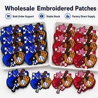 Lot de patchs de baseball à paillettes en gros, emblèmes de match universitaires, autocollants en tissu à carreaux en vrac, stock disponible pour vêtements d'extérieur