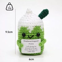 Poupée en laine au crochet faite à la main, figurine mignonne en peluche, décoration de fête d'Halloween, petit cadeau ou ornement pour la maison
