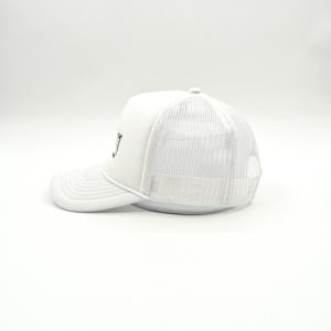 หมวกแก๊ปตาข่ายสีขาวปักลาย 5 ชิ้นแบบโค้งมน พร้อมโลโก้ รับผลิตตามสั่งขายส่ง - Product Image 6