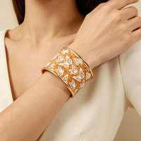 Nouveau bracelet minimaliste style graffiti vintage, ouvert, tendance, haut de gamme, inspiré d'Instagram, large, en zinc, pour femme