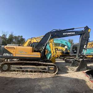 Excavatrice moyenne Hyundai 225LC-9T d'occasion en bon état, 22 tonnes, moteur Cummins, modèle 2024, pièces d'origine de haute qualité, vente en stock - Product Image 2